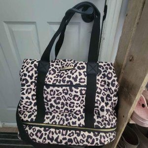 Poppy and Peonies Leopard Voyageur